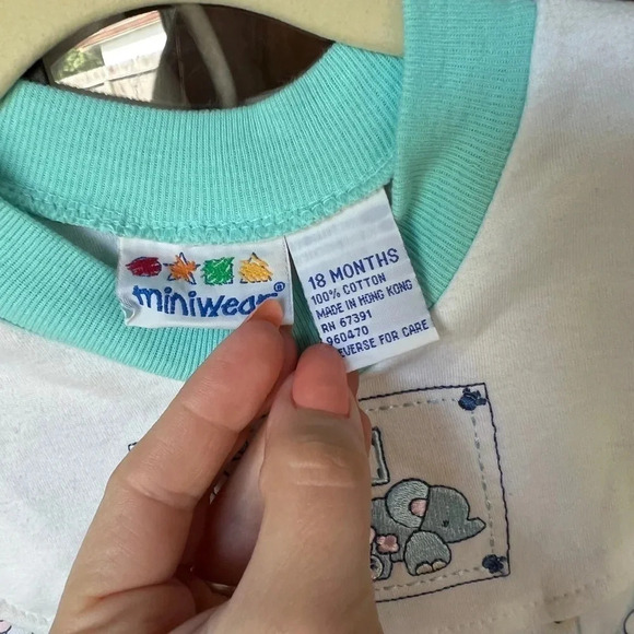 Vintage 90s toys r us onesie baby coveralls pajamas unisex animals embroidered - Picture 3 of 6